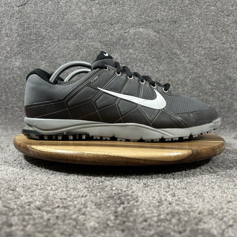 Nike Air Range Flywire 533093-001 Men’s Size 11 Gray Spiked Golf Shoes Used
